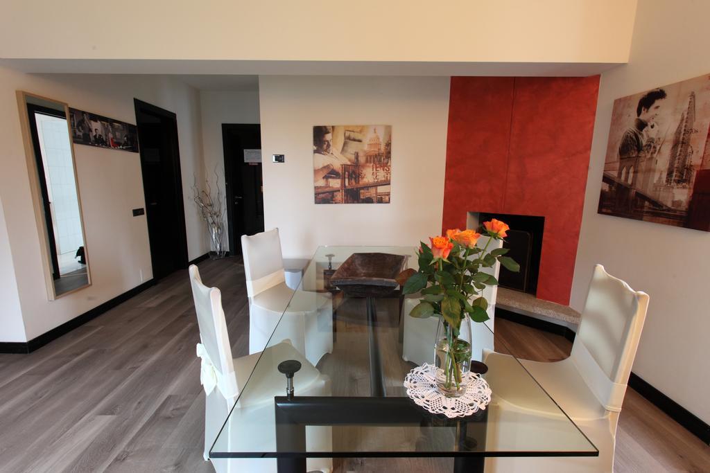 Il Castello B&B Varallo Pombia Eksteriør billede